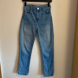 Urban Outfitters BDG High Waisted Girlfriend Jeans Size 26